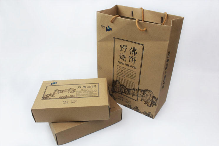 這樣原汁原味土特產(chǎn)禮品盒+手提袋套裝你也想要嗎？快來(lái)長(zhǎng)沙印刷廠日大彩印定制！